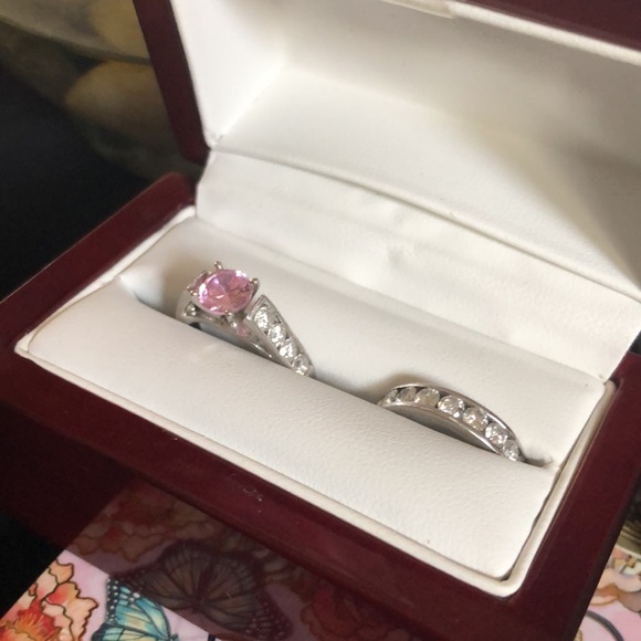 Platinum and Diamond wedding ring setting semi-mount - Picture 12 of 16